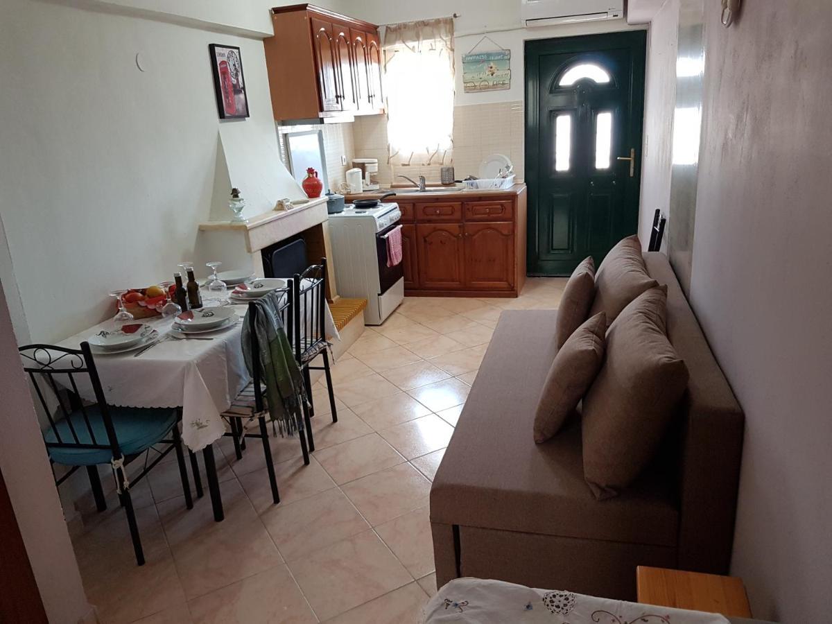 Apartament Dimitris House Petriti Zewnętrze zdjęcie