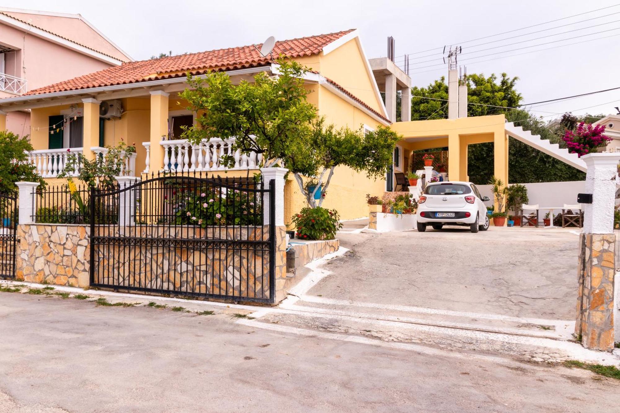 Apartament Dimitris House Petriti Zewnętrze zdjęcie